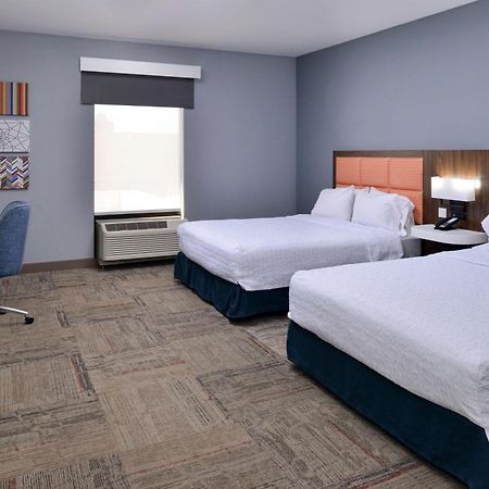 Hampton Inn Kansas City Northeast Zewnętrze zdjęcie